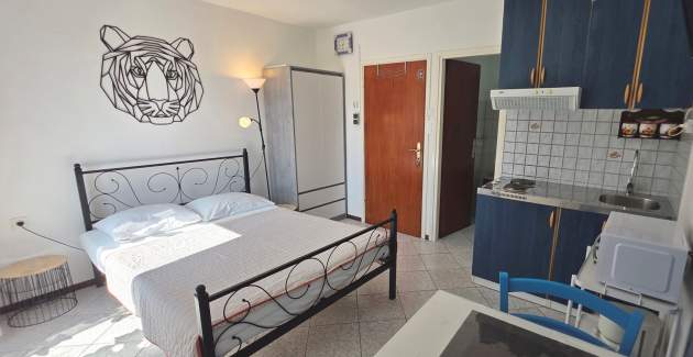 Monolocale Bugi - con balcone