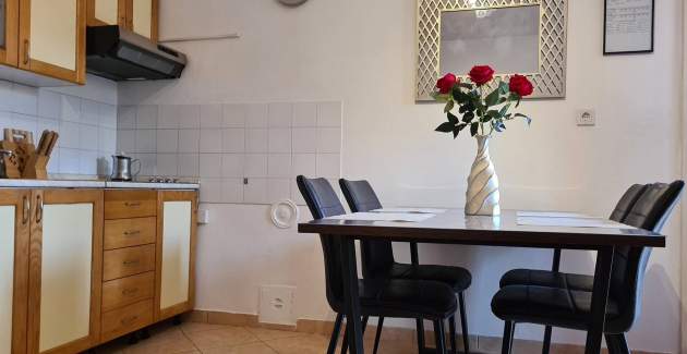 Apartment Bugi PRIZ - on the Ground Floor, with Terrace