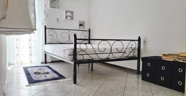 Apartment Bugi CESTA - with Balcony