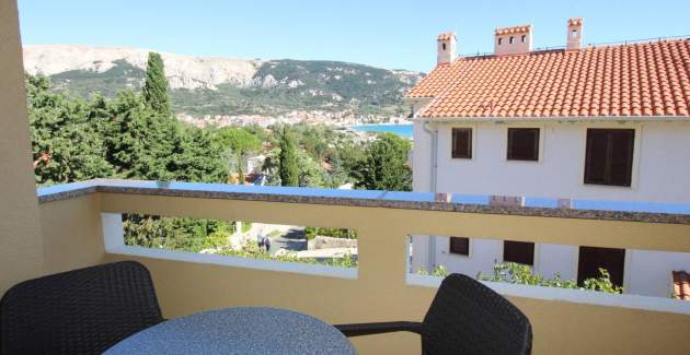 Capic Z5 - Apartment with Balcony and Parking spot, 300 m from the Beach