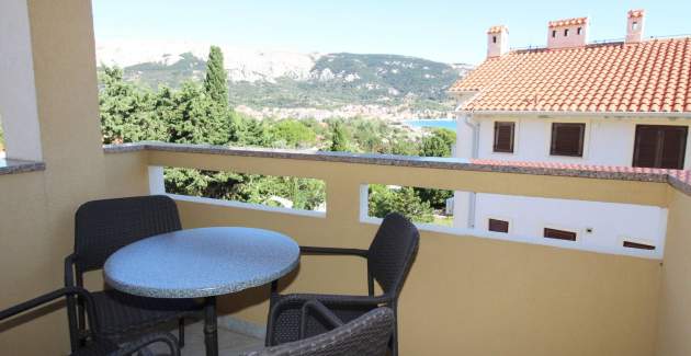 Capic Z5 - Apartment with Balcony and Parking spot, 300 m from the Beach