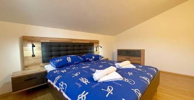 Capic Z6 – Apartman s balkonom i parkingom, 300 m od plaže