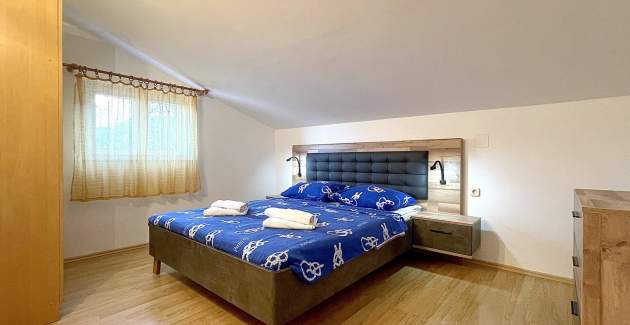 Capic Z6 – Apartman s balkonom i parkingom, 300 m od plaže