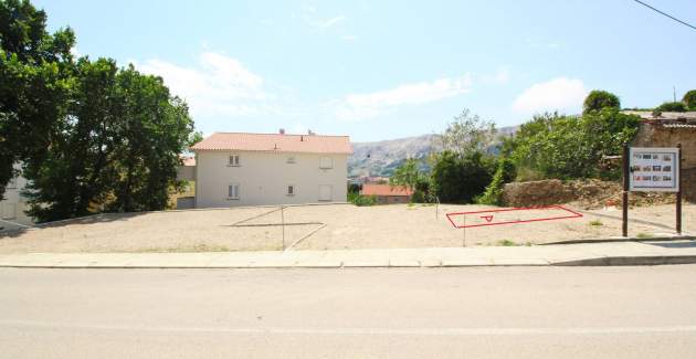 Studio Cugalj - with covered Terrace, 300m from the Beach