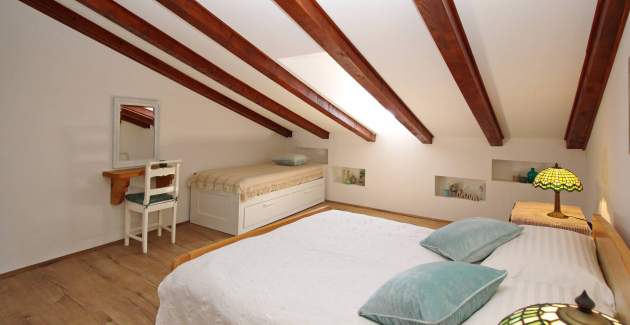 Apartman Fantov – u starom djelu Baške, s Parkingom u blizini