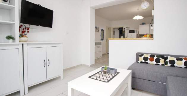 Appartamento Fantov No.1 – con Terrazza, a 250 m dalla Spiaggia