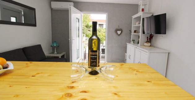 Appartamento Fantov No.1 – con Terrazza, a 250 m dalla Spiaggia