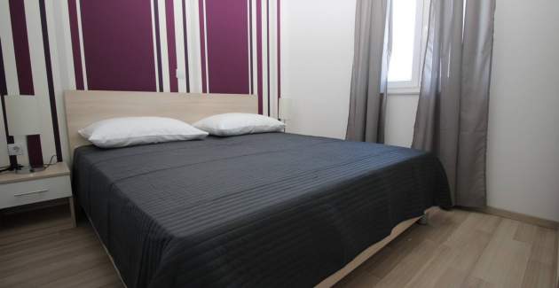 Apartman Gorica 1 br.5 – s Bazenom, 200 m od Plaže