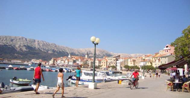 Apartment Gorica 1 No.3 - with Pool, 200 m from the Beach