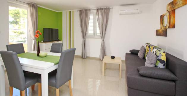 Apartment Gorica 2 Nr.6 – mit Balkon und Pool