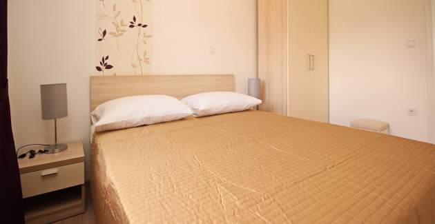 Apartment Gorica 2 Nr.9 – mit Balkon und Pool