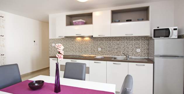 Apartman Gorica 2 br.4 – s balkonom i bazenom