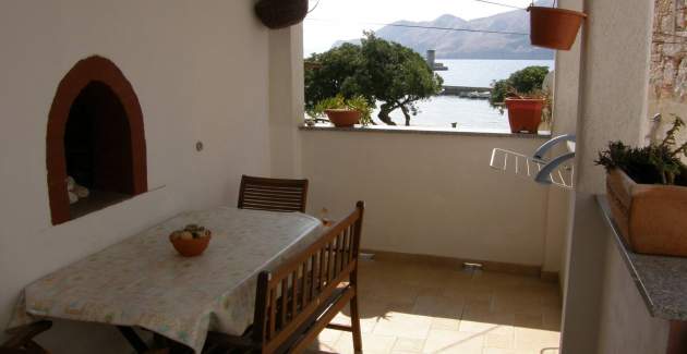 Apartment Haramina - in Harbor and Pedestrian Area