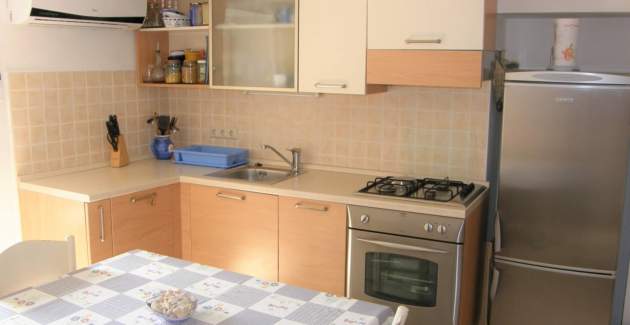 Apartment Haramina - in Harbor and Pedestrian Area