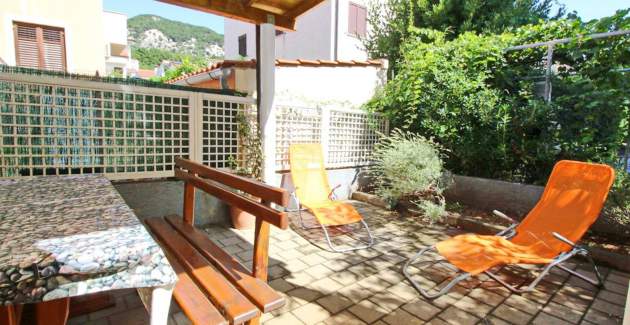 Apartment Krleza - with large, covered Terrace