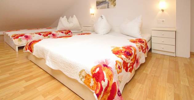 Apartment Mikulan Beach A6 - near the Sea