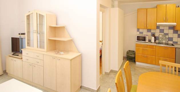 Apartment Mikulan Beach A6 - near the Sea