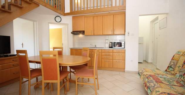 Apartment Mikulan Beach A4 - near the Sea