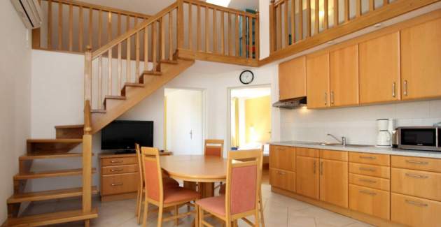 Apartment Mikulan Beach A4 - near the Sea