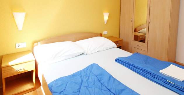 Apartment Mikulan Beach A4 - near the Sea