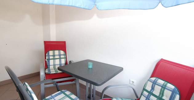 Apartment Mikulan Nara B - with Balcony, 350 m from the Beach