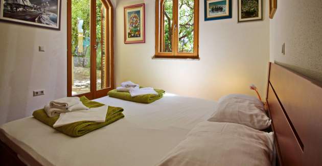 Apartman Mrkus A6 priz - s terasom, blizu plaže