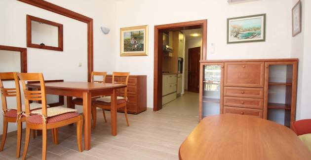 Apartman Mrkus more - s balkonom i pogledom na more, blizu plaže