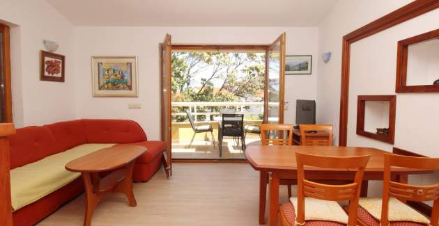 Apartman Mrkus more - s balkonom i pogledom na more, blizu plaže