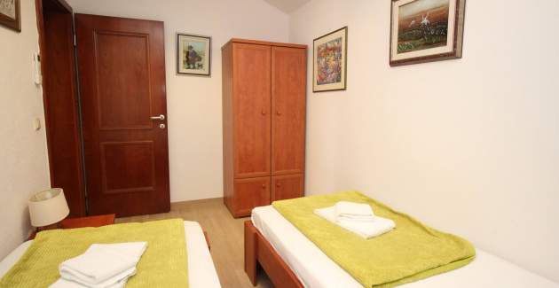 Apartman Mrkus more - s balkonom i pogledom na more, blizu plaže