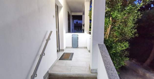 Appartamento Lana priz - vicino al centro e alla spiaggia