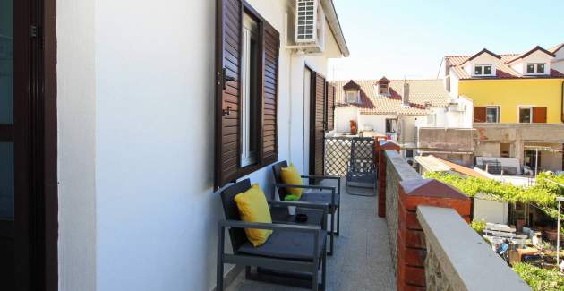 Apartman Lara K1 - blizu centra i plaže