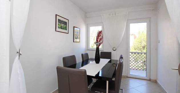 Apartman Lara K1 - blizu centra i plaže