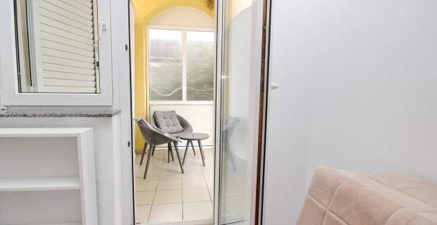 Studio apartman Rozman Beach - blizu plaže, s terasom