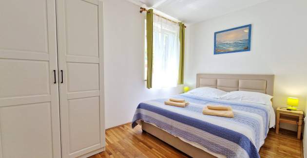 Apartment Sersic No.3 - 550 m from the Beach