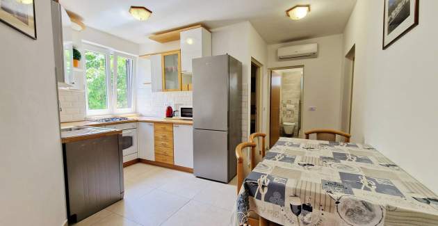 Apartment Sersic No.3 - 550 m from the Beach