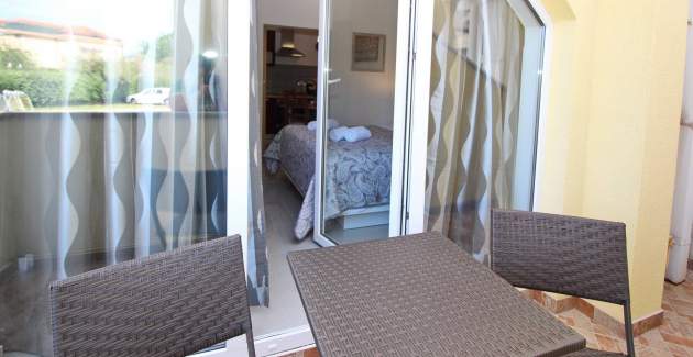 Apartment Zarok Beach Holiday A2 - near the Beach, with Terrace