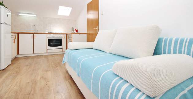 Apartment Cubranic S. Bs- in Harbour, near the Sea