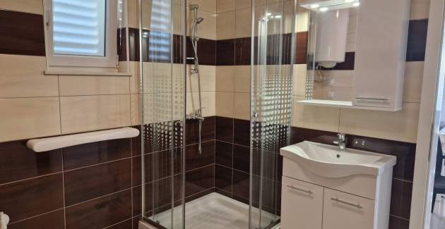 Apartment Slabek - with Balcony, 300 m from the Beach