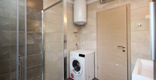 Apartman Smojver br. 2 - udoban, s terasom