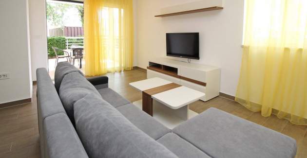 Apartman Smojver br. 2 - udoban, s terasom