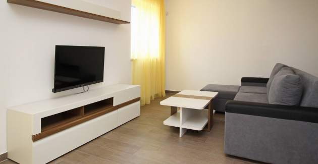 Apartman Smojver br. 2 - udoban, s terasom