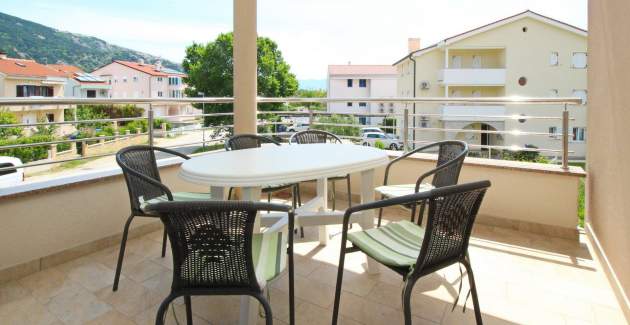 Apartman Smojver br. 3 - udoban, s balkonom