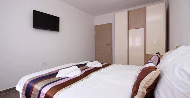 Apartman Smojver br. 4 - udoban, s balkonom