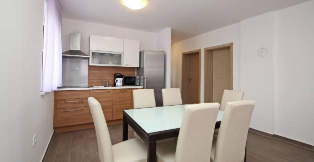 Apartman Smojver br. 4 - udoban, s balkonom