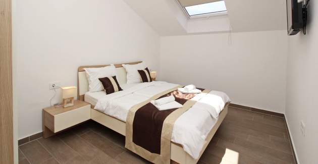 Apartman Smojver br. 6 - udoban, s balkonom