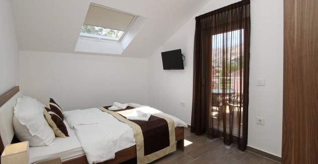 Apartman Smojver br. 6 - udoban, s balkonom