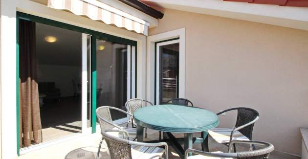 Apartman Smojver br. 6 - udoban, s balkonom