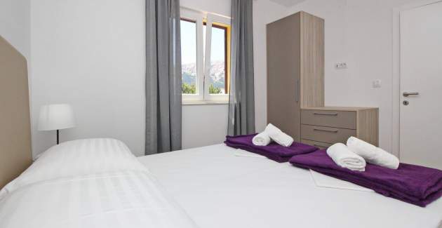 Charming Apartment Sunshine No.3 - with Balcony, 300 m from the Beach