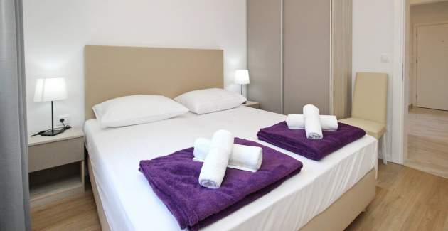 Charming Apartment Sunshine No.3 - with Balcony, 300 m from the Beach