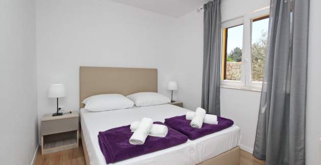 Charming Apartment Sunshine No.3 - with Balcony, 300 m from the Beach